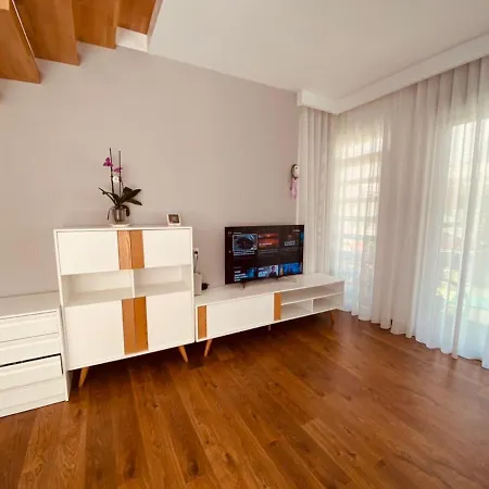 Casa Vip Villa *